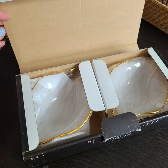 Studio Nova Set of 4 bowls with gold trim. ''Golden Leaf'' - Picture 3 of 6